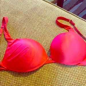 Victoria’s Secret Plunge Bra